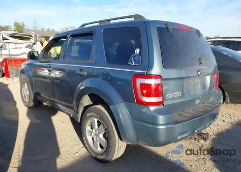 2010 Ford Escape Xlt из США, поврежденный, VIN 1FMCU9D70AKD18053